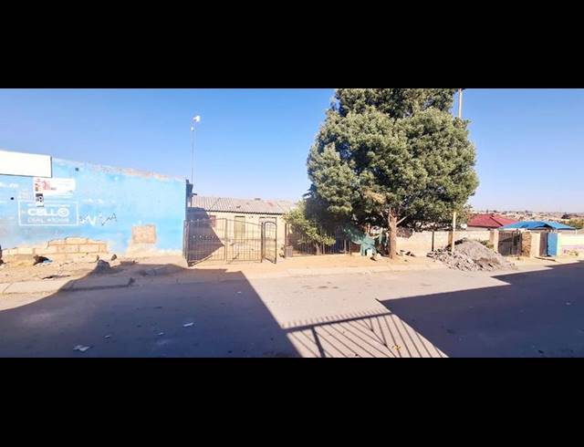 2 BEDROOM HOUSE FOR SALE IN TEMBISA